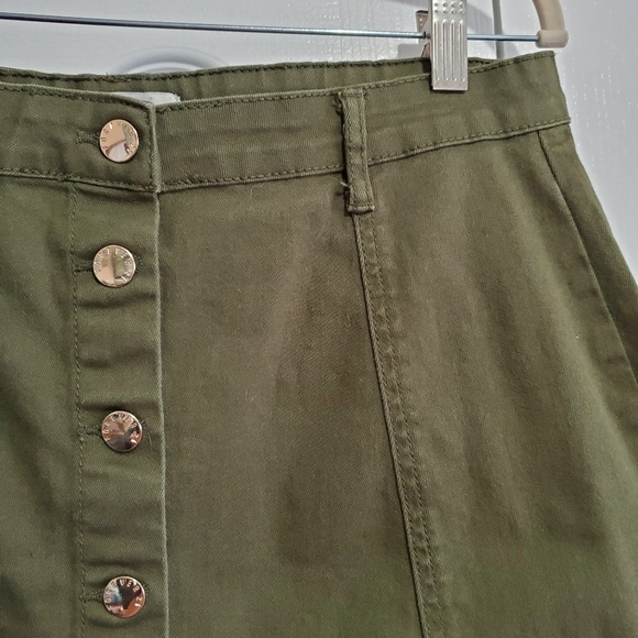 Green Mini Skirt, Gold Buttons - Picture 2 of 5
